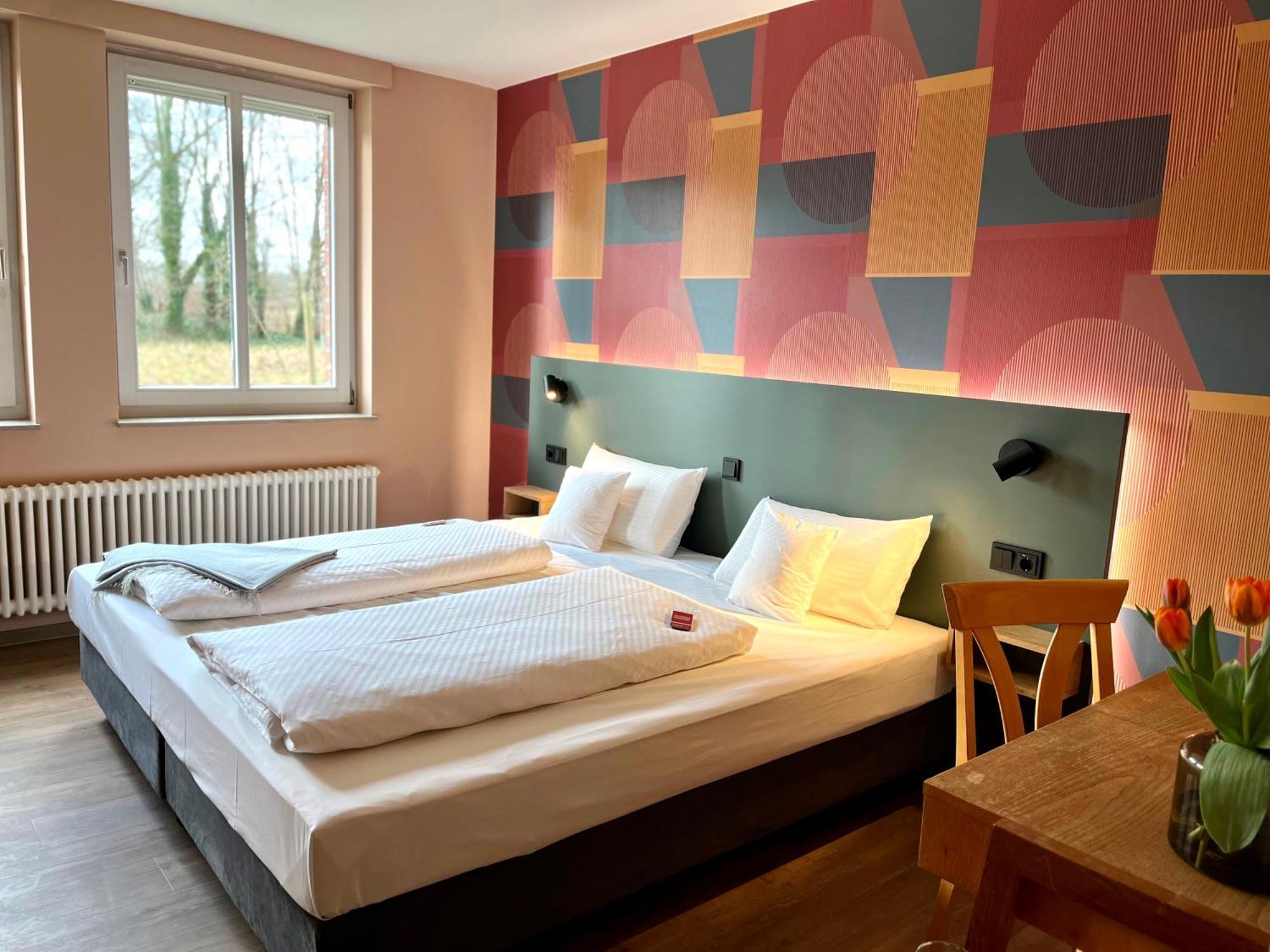 Doppelzimmer mit Gartenblick